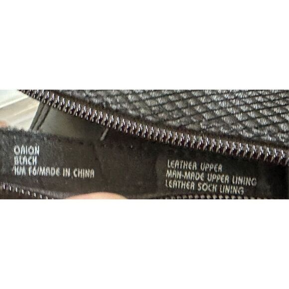 Earth Orion Black Leather Booties Size 9.5 - Picture 11 of 12